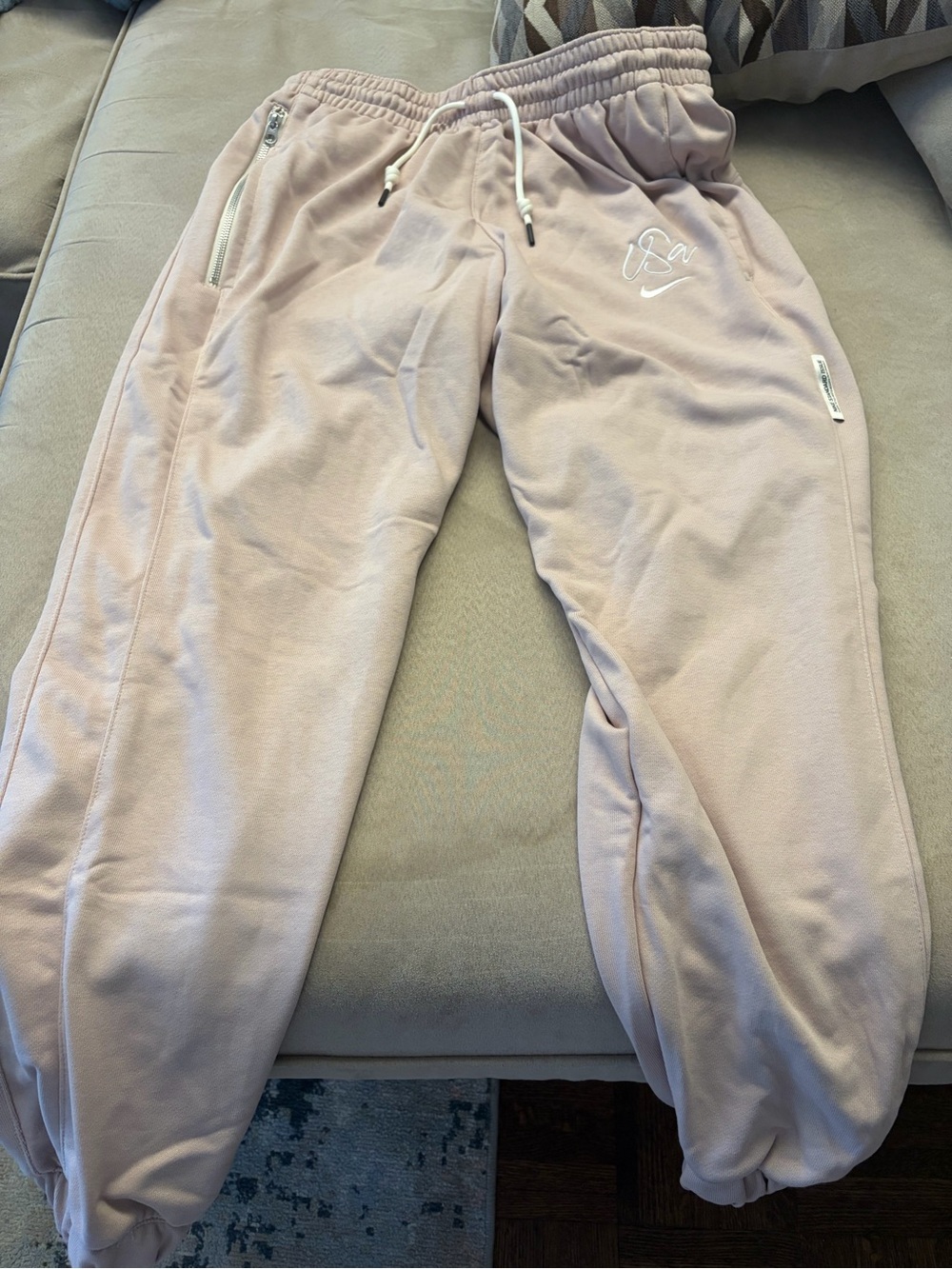 USMNT Nike Women's Standard Issue Performance Loose Fit Pants - Tan/Pink